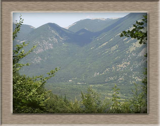 Parco Nazionale d'Abruzzo: dal Lago di Barrea alla Camosciara