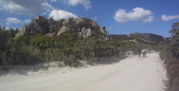 Desert des Agriates in mountain bike