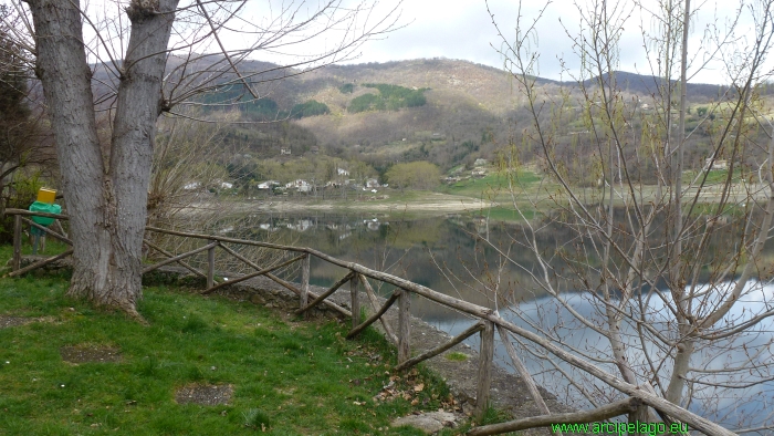 Lago del Turano