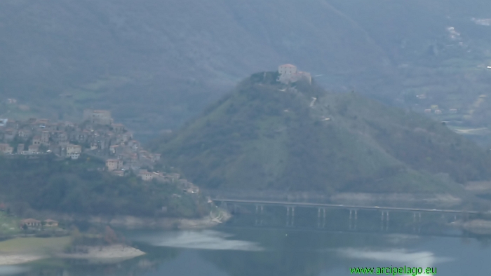 Lago del Turano