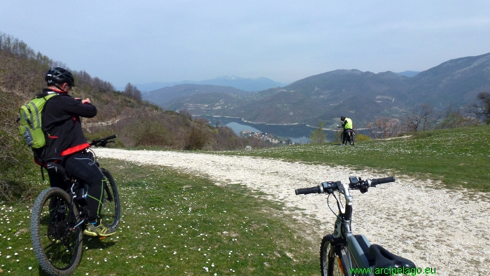 Lago del Turano